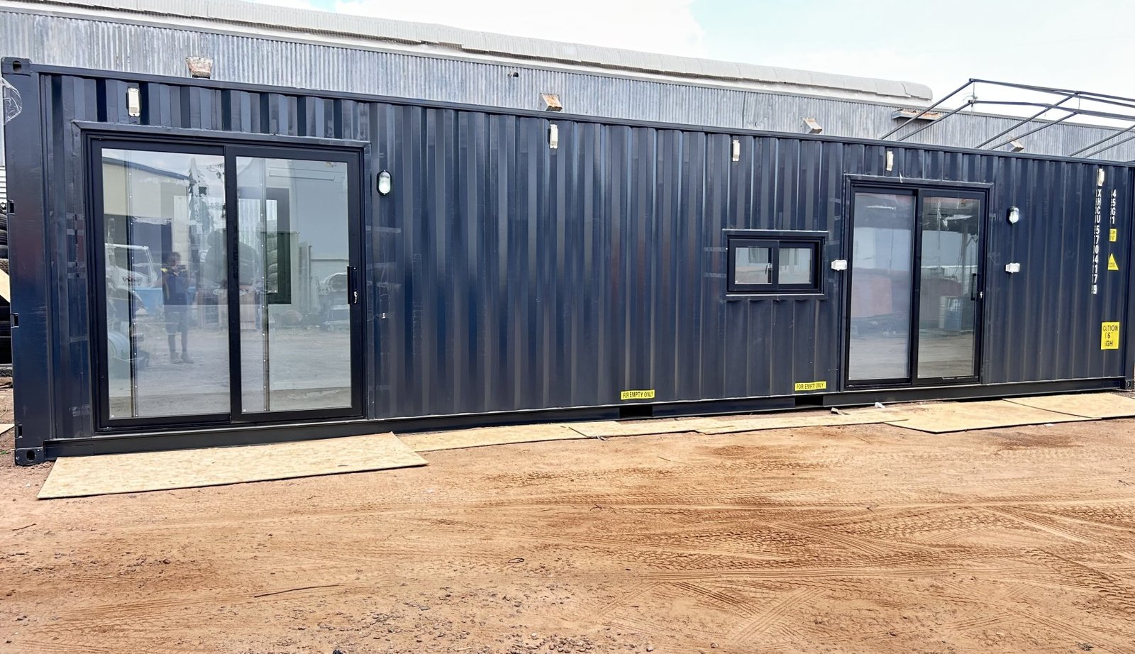 40ft Shipping Container Home